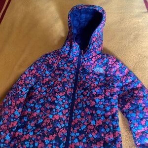 North face girls puffy jacket